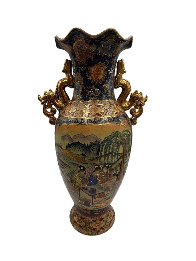 Large Japanese Royal Satsuma Vase (1 of 8)