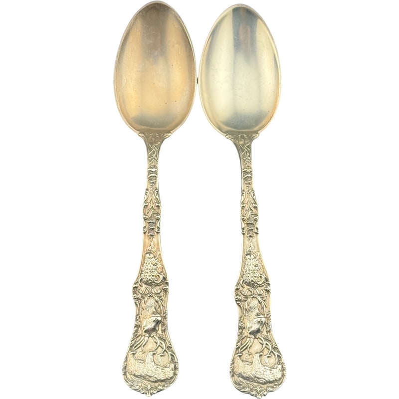 Pair of Sterling Silver Yellowstone National Park Souvenir Spoons (1 of 4)