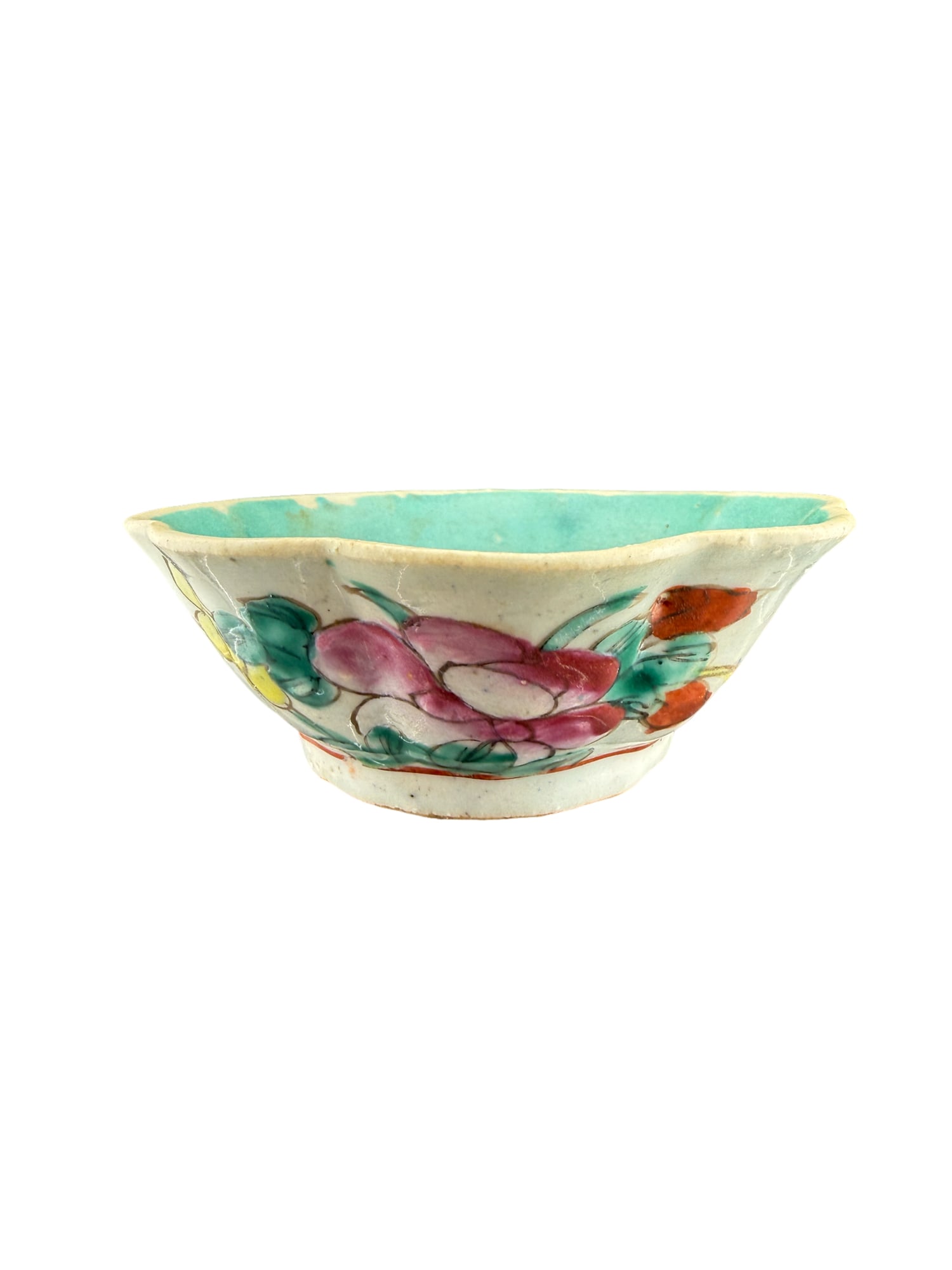 Chinese Famille Rose/Turquoise Porcelain Scalloped Bowl: PLEASE READ: in house shipping within the US If you win this item, please select self arranged for in house shipping when paying invoice Chinese Famille Rose/Turquoise Porcelain Scalloped Bowl 1.75"H 