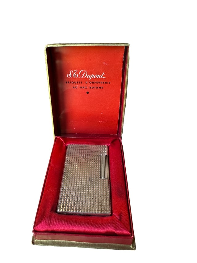 Vintage St. Dupont "Ligne 1" Diamond Head Lighter: PLEASE READ: in house shipping within the US If you win this item, please select self arranged for inhouse shipping when paying invoice This exquisite Vintage 1996 S.T. Dupont Ligne 1 Diamond Head Pat