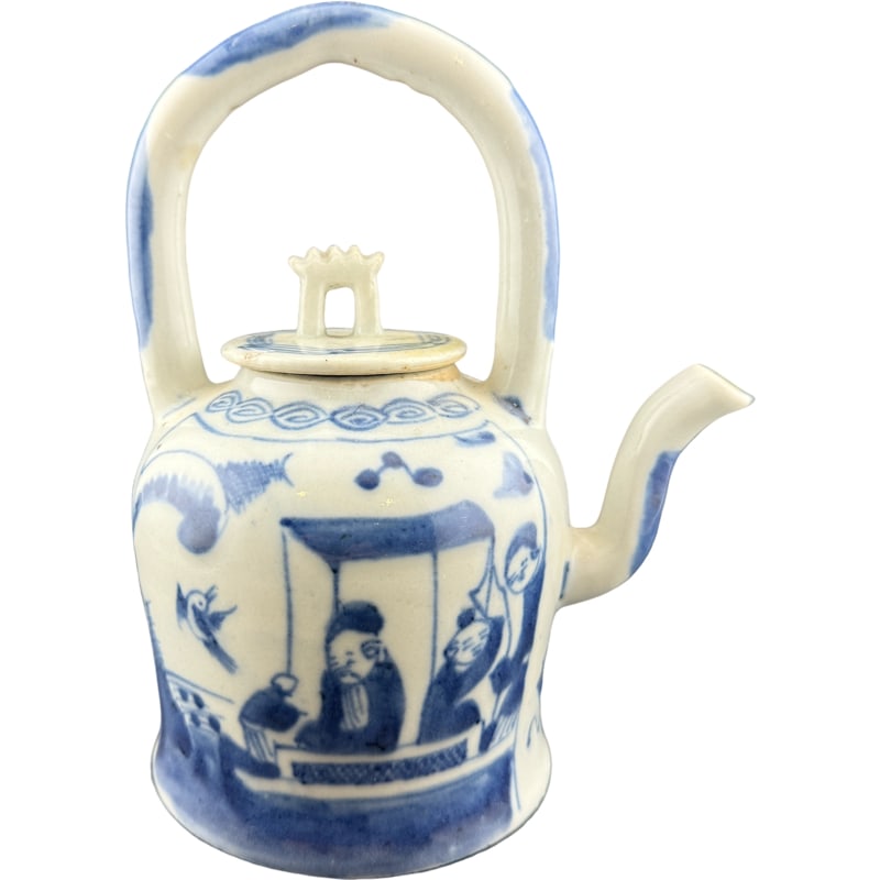 Antique Chinese Export Porcelain Blue and White Teapot - Globular Wine: PLEASE READ: in house shipping within the US If you win this item, please select self arranged for in house shipping when paying invoice Antique Chinese Export Porcelain Blue and White Teapot -