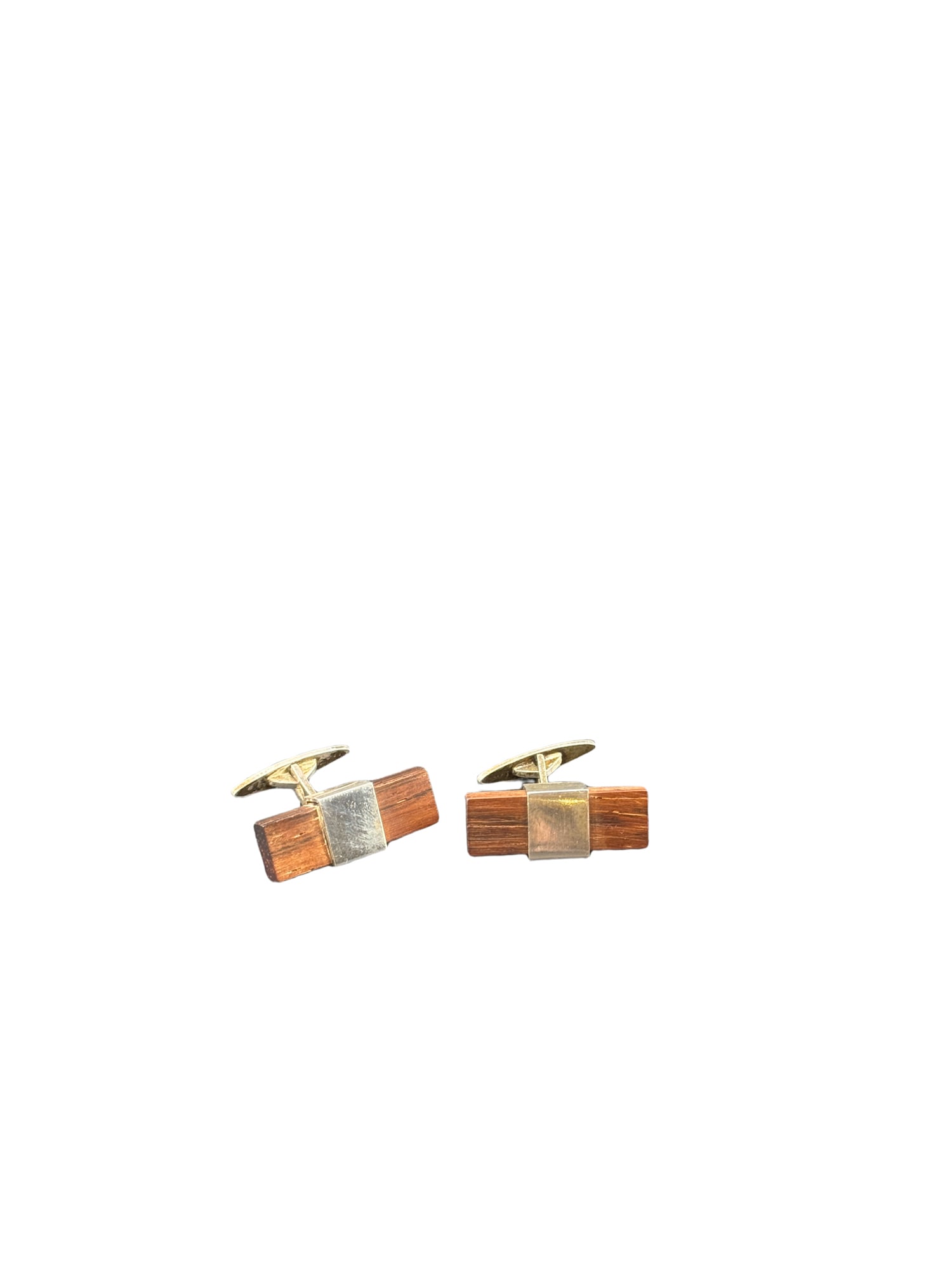 Finnish 813H Silver and Wood Modernist Cufflinks: PLEASE READ: In house shipping within the US. If you win this item, please select self arranged for in house shipping when paying invoice Finnish 813H Silver and Wood Modernist Cufflinks 1" 7 total gr