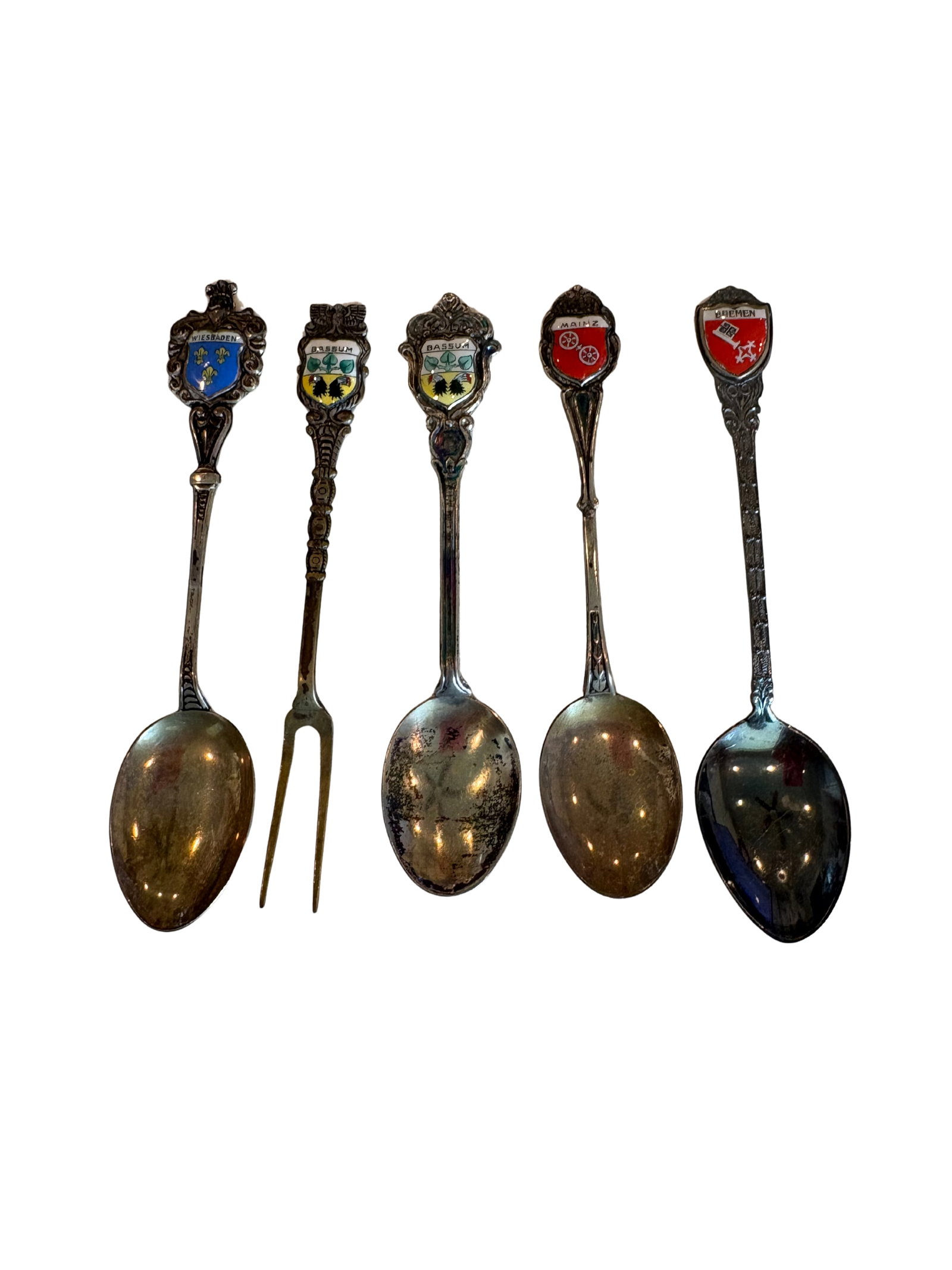 4 Antique Silver German Souvenir Spoons & 1 Antique Silver German Souvenir Fork: PLEASE READ: in house shipping within the US If you win this item, please select self arranged for in house shipping when paying invoice 1 Bremen Spoon - Approx. 4" long 1 Bassum Spoon - Approx. 4" lo