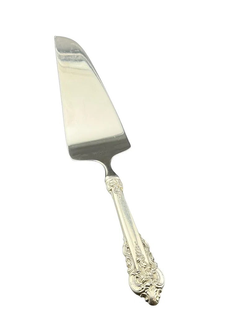 Wallace Sterling Silver Grand Baroque Cake Server: PLEASE READ: in house shipping within the US If you win this item, please select self arranged for inhouse shipping when paying invoice Wallace Sterling Silver Grand Baroque Cake Server 113.6 total