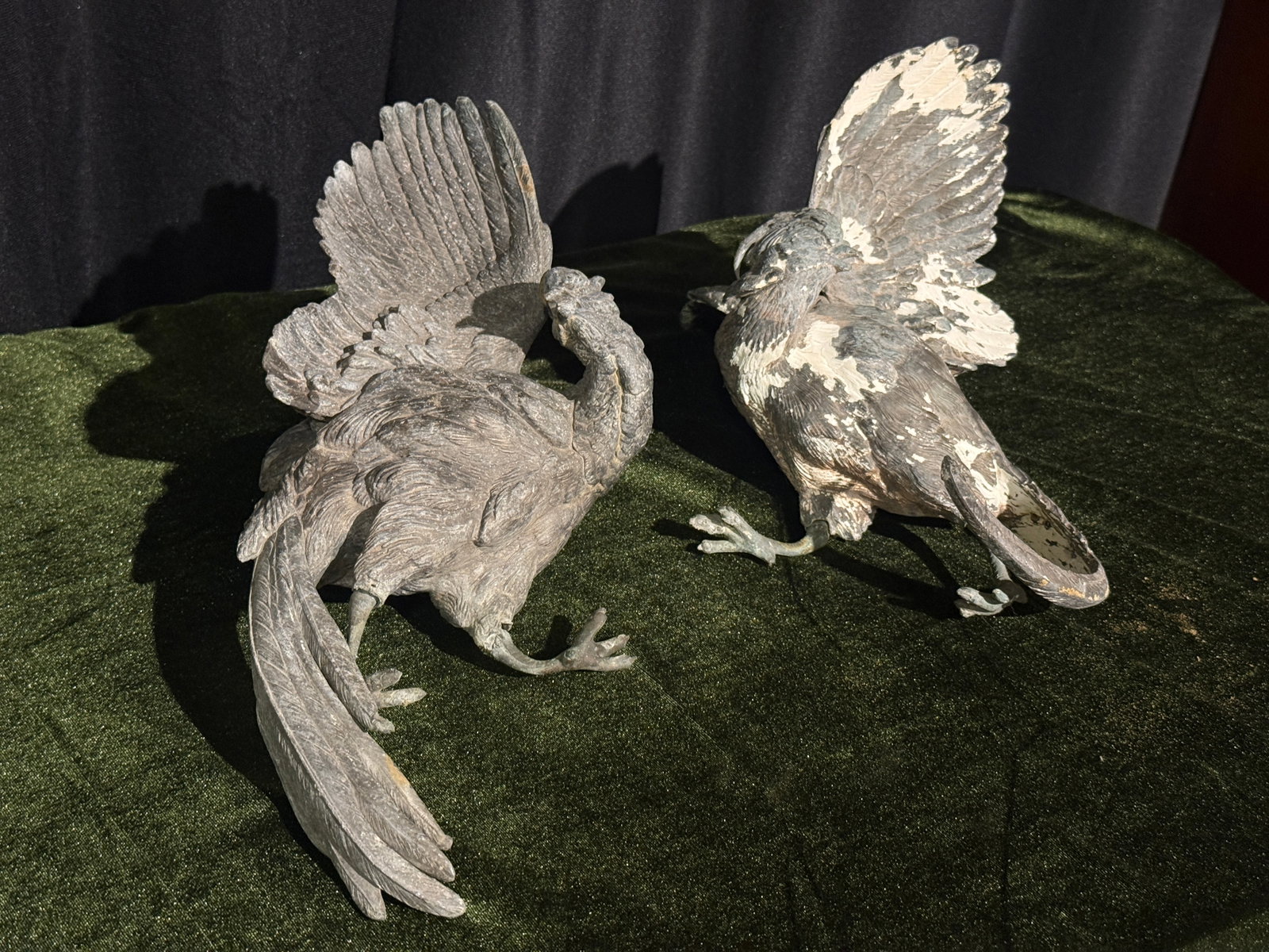 Decorative Metal Fighting Birds: PLEASE READ: In house shipping within the US. If you win this item, please select self arranged for in house shipping when paying invoice Decorative Metal Fighting Birds roughly 10"L x 6"W and 14"L x 