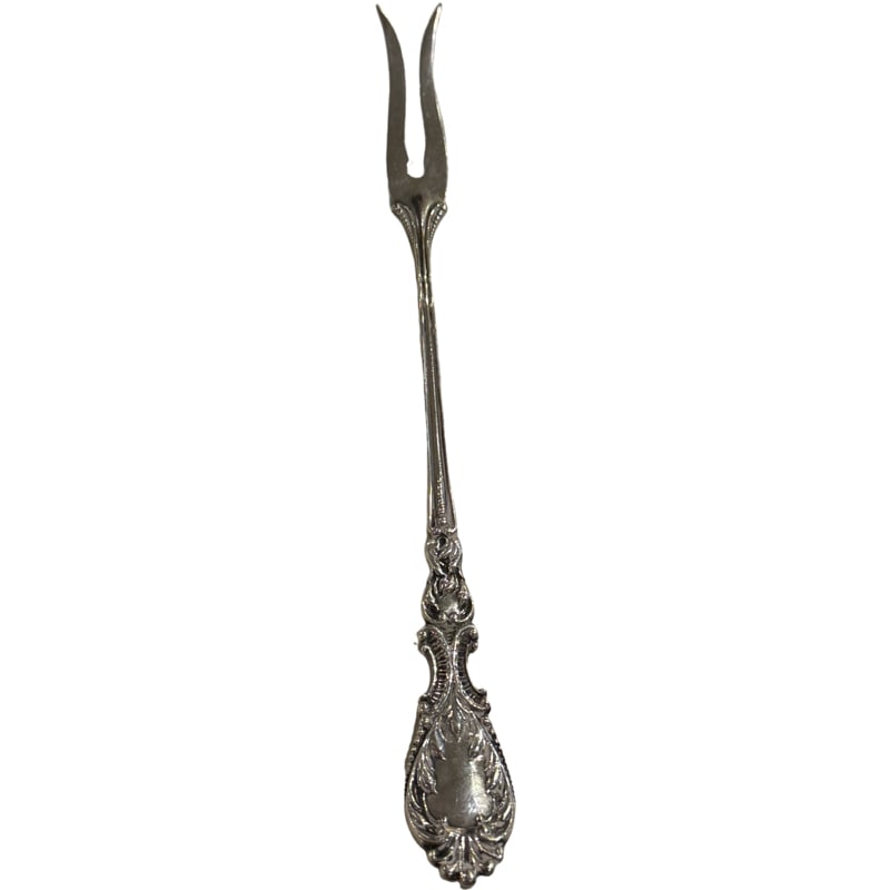 R. Blackinton and Co - Massachusetts - Sterling Silver Olive/Pickle Fork: PLEASE READ: In house shipping within the US. If you win this item, please select self arranged for in house shipping when paying invoice 6" 10 grams From the Charleston Estate of Charlie Prioleau Pau