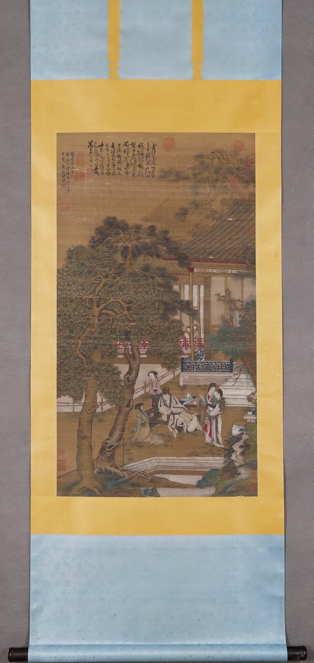 DU JIN, SILK SCROLL WITH WUTONG AND GAO SHI: Size of heart 93x51CM