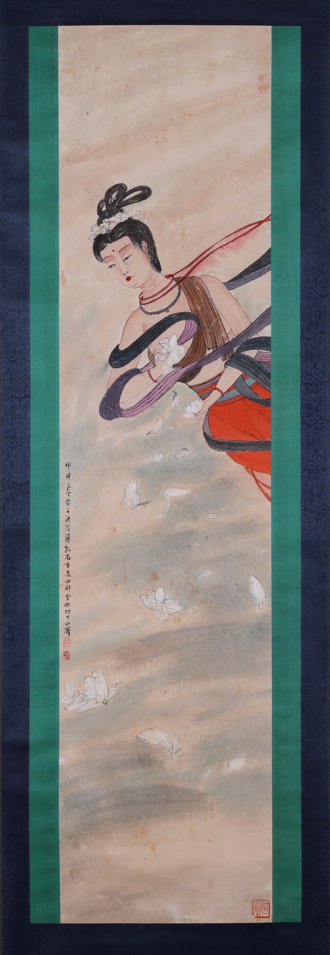 FU BAOSHI AND THE FAIRY SCATTERING FLOWERS: Painting heart size 137x33CM