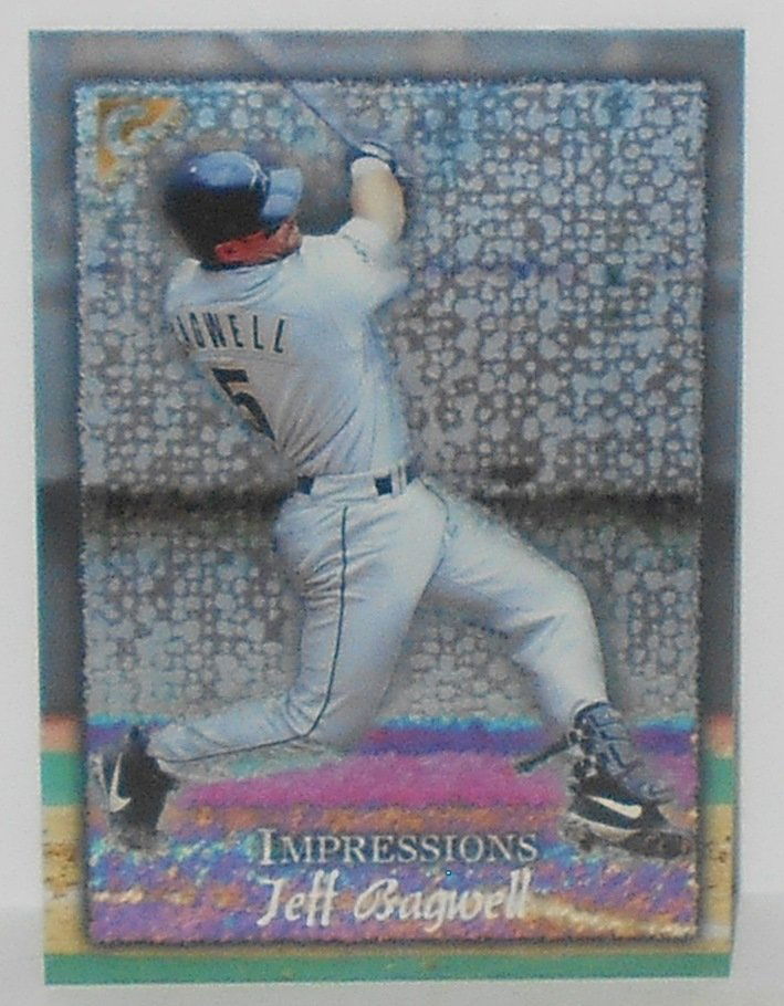 1998 Topps Gallery Jeff Bagwell: #135, see photos.