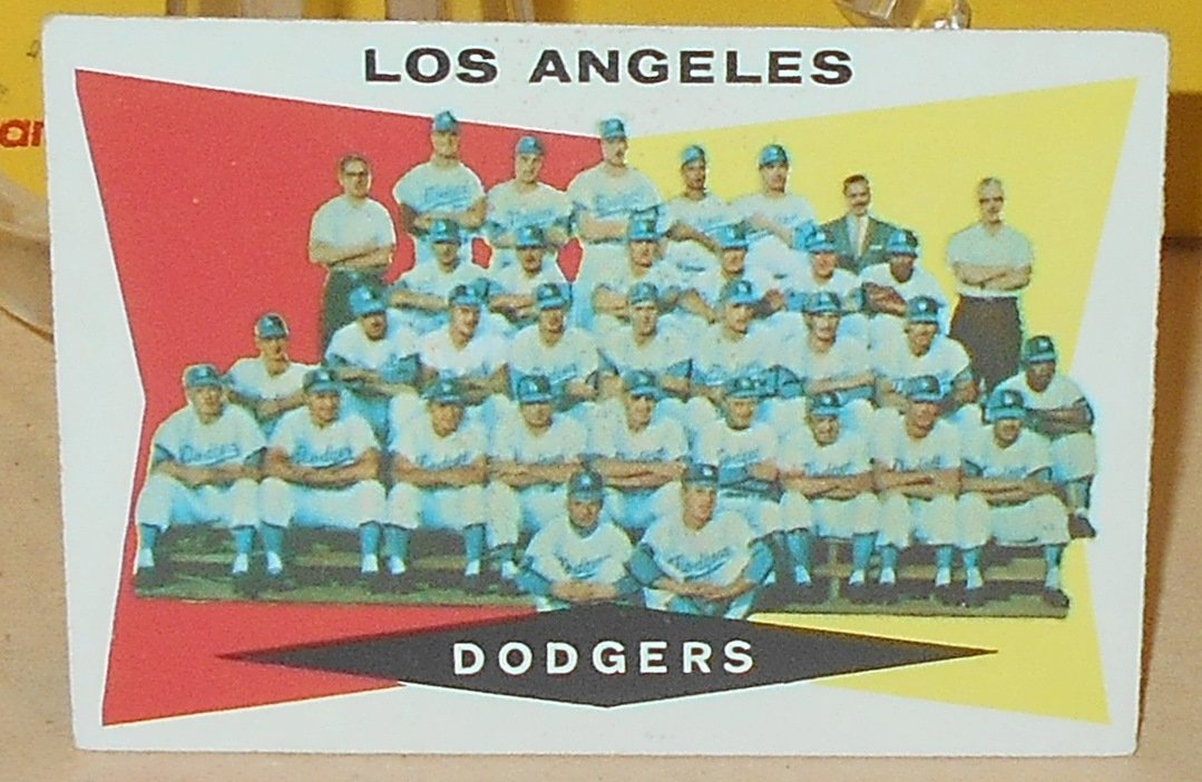 1960 Topps Los Angeles Dodgers: #18, Check list 1st series, see photos.