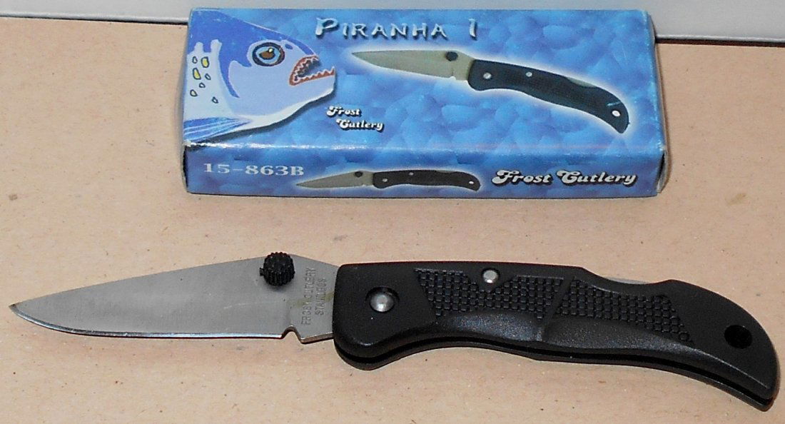 Piranha 1: Lock blade knife, Frost Cutlery, has box, see photos.