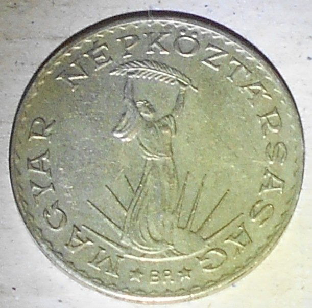 Magyar Nepkoztarsasag: 1989, 10 Forint, see photos.