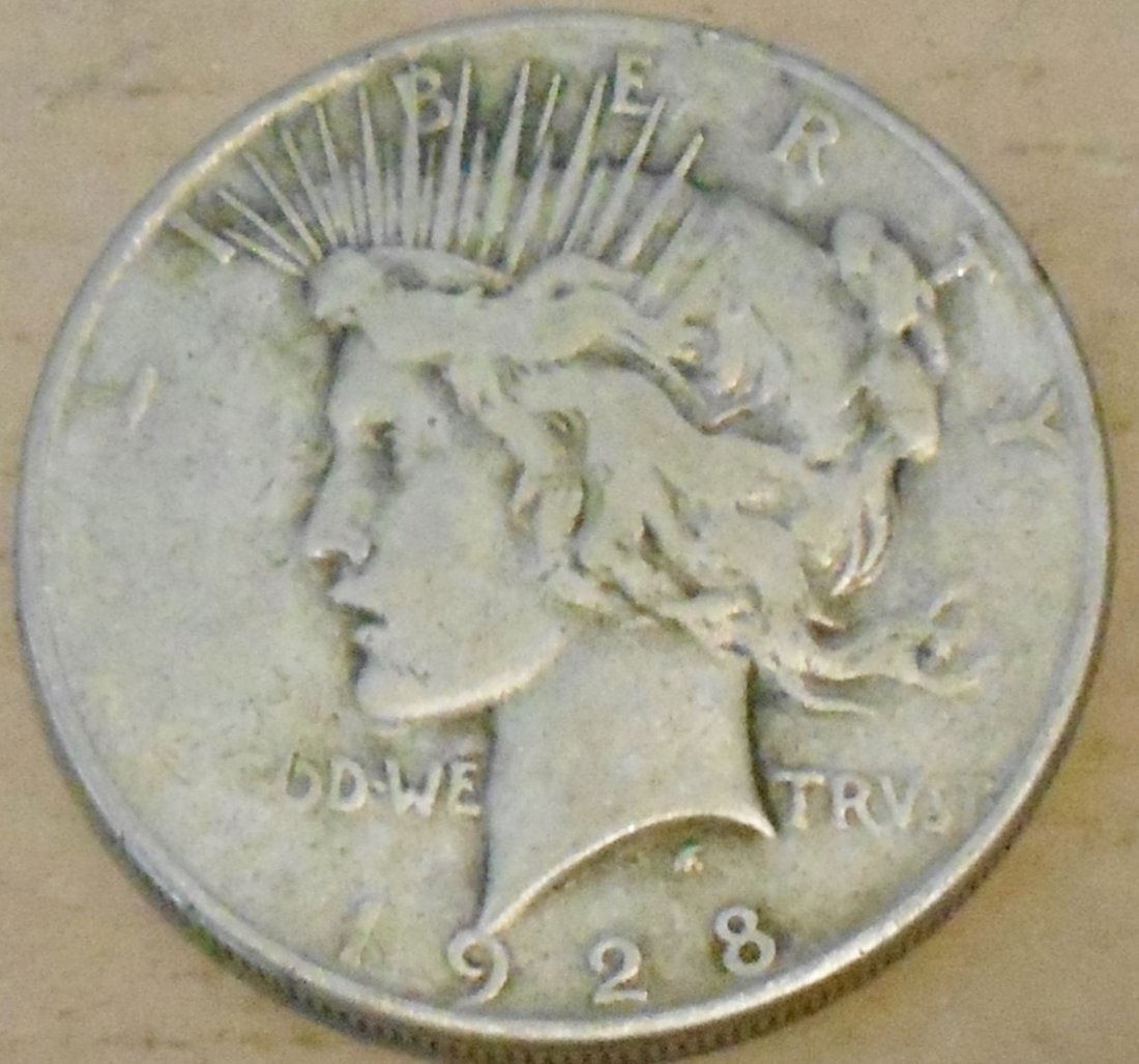1928 S Peace Dollar (1 of 2)