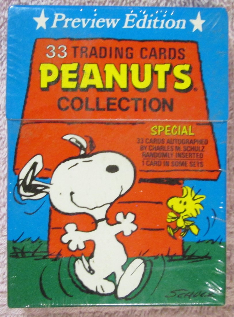Peanuts Collection: Sealed box, preview edition, 33 cards, see photos.