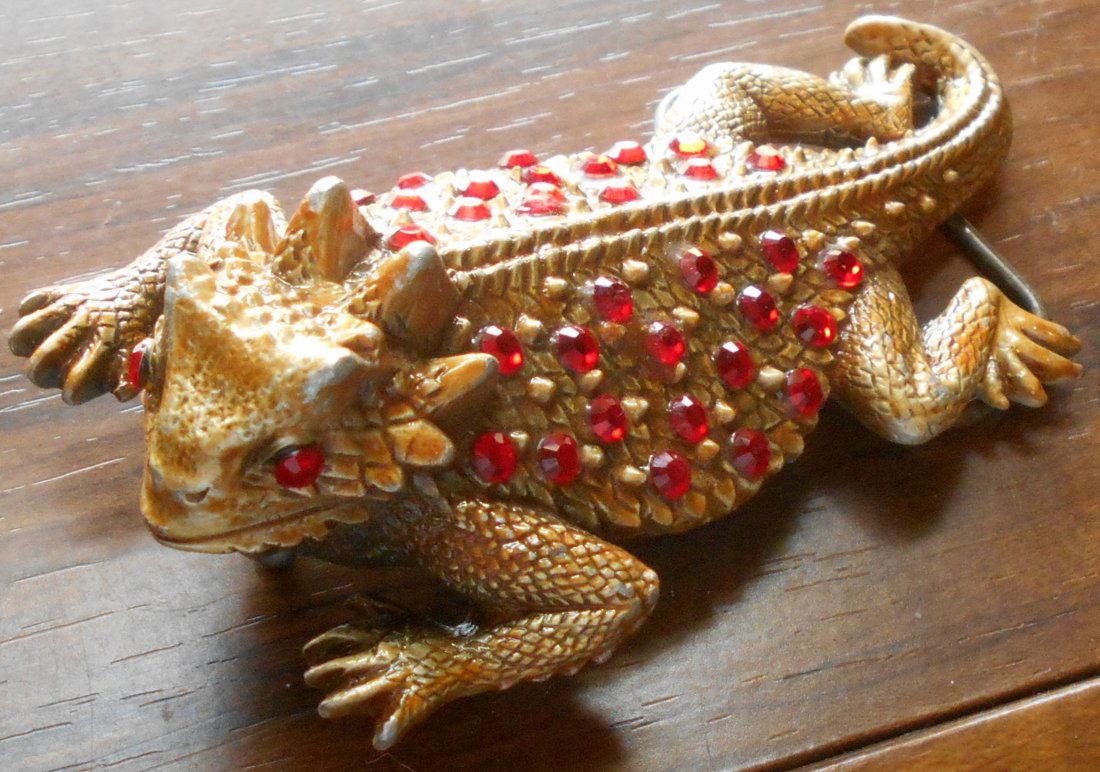 Pewter Belt Buckle (1 of 3)