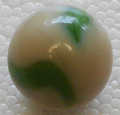 Green and White Marble: Nice two color marble, see photos.