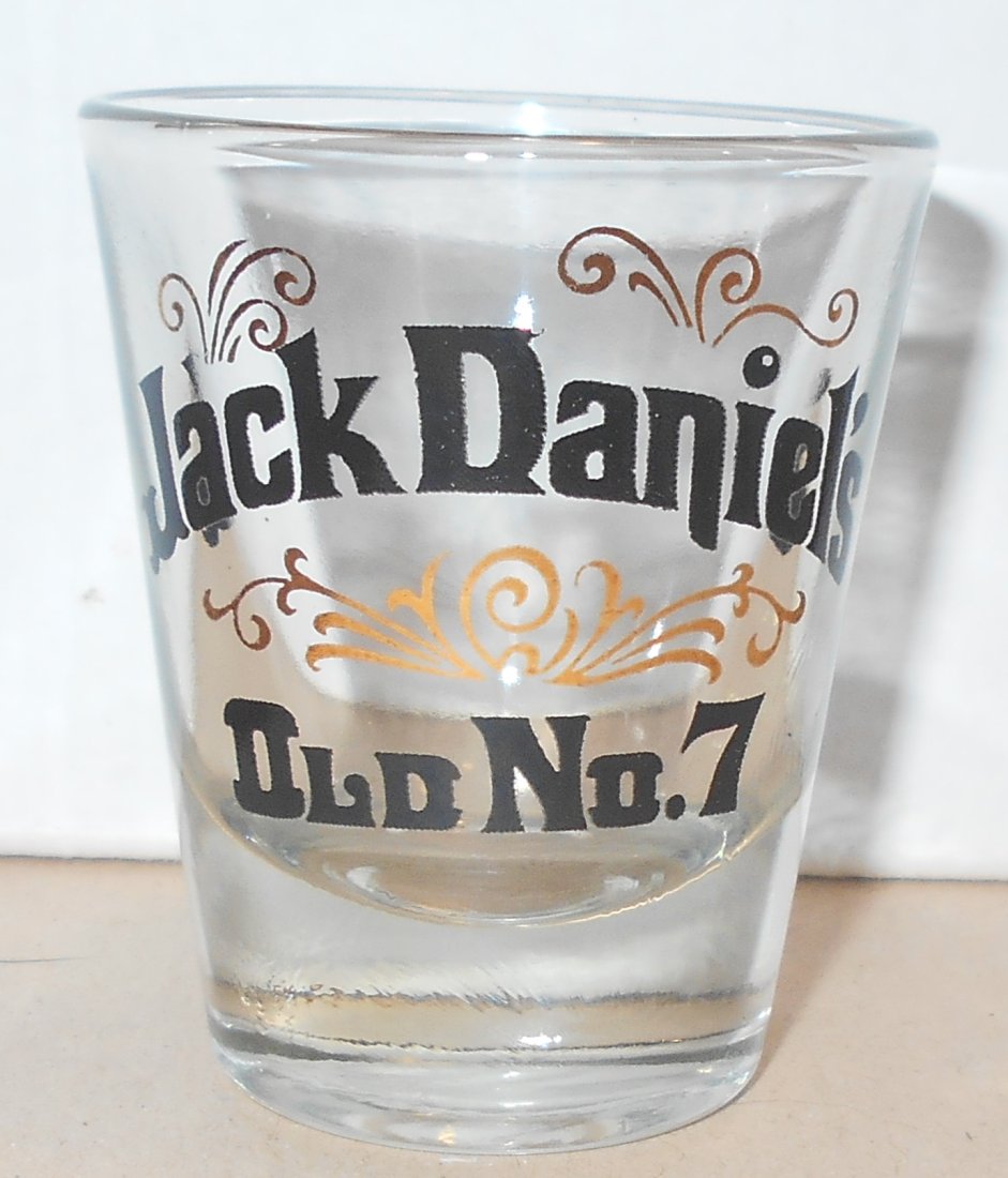 Shot Glass: Jack Daniel's Old No. 7, see photos.
