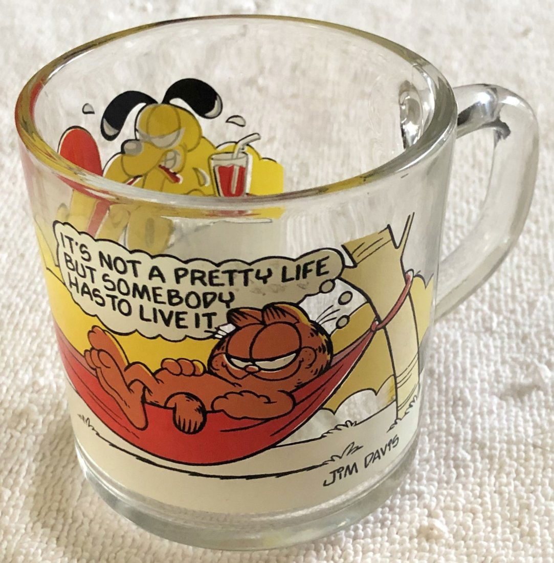 Garfield Cup: 1978 McDonald's cup, see photos.
