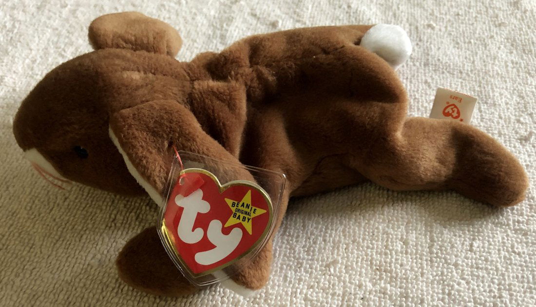 Beanie Baby: 1995 Ears, has both tags, with protector on ear tag, see photos.