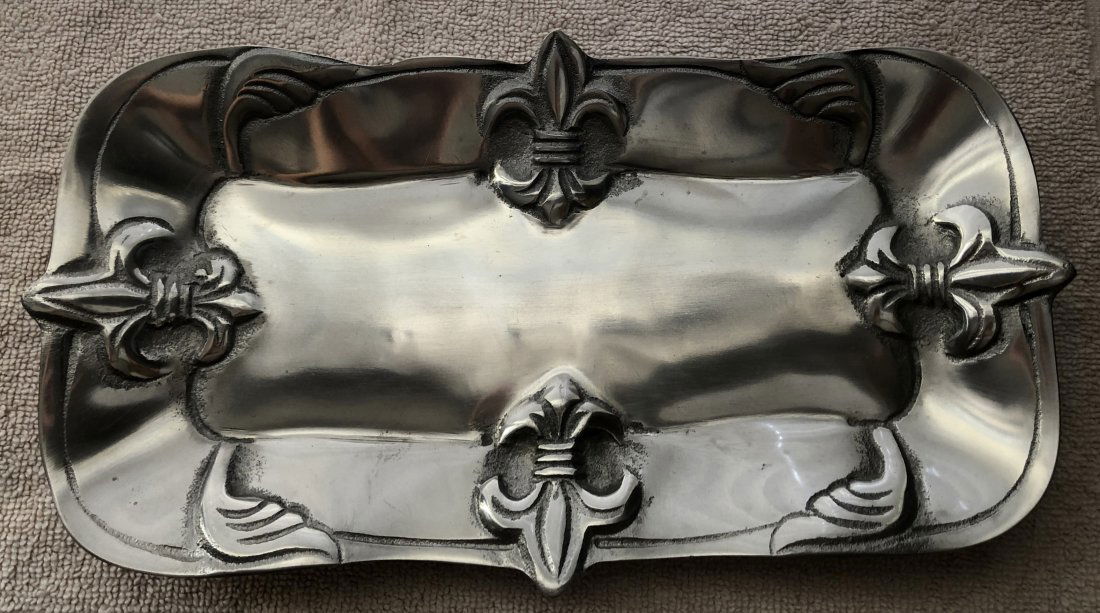 Metal Tray: Heavy metal tray, see photos.
