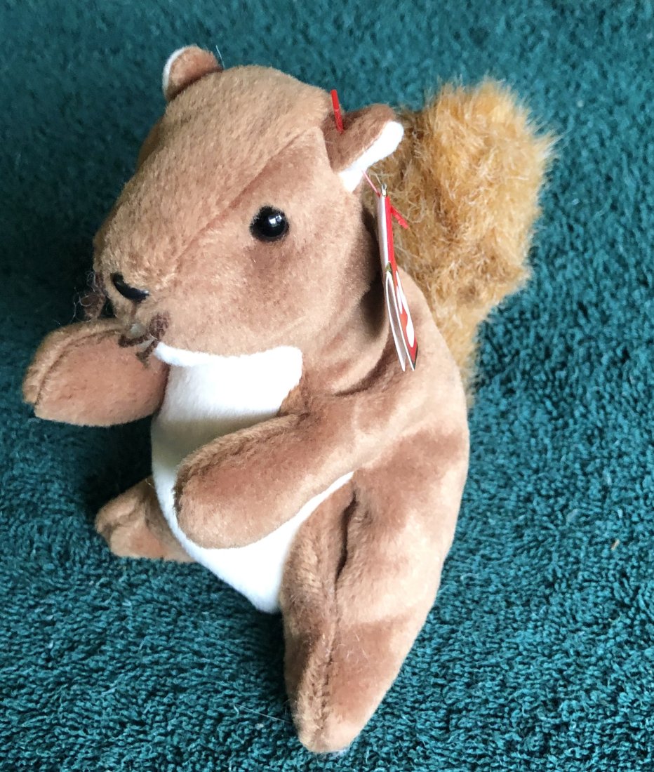 Beanie Baby: Nuts, has both tags, see photos.