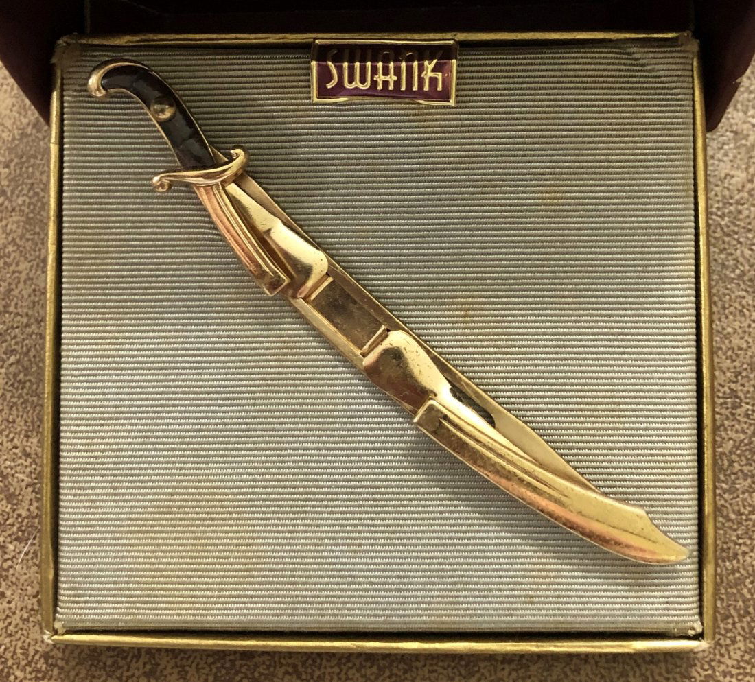 Swank Tie Clip: Tie clip in shape of sword.