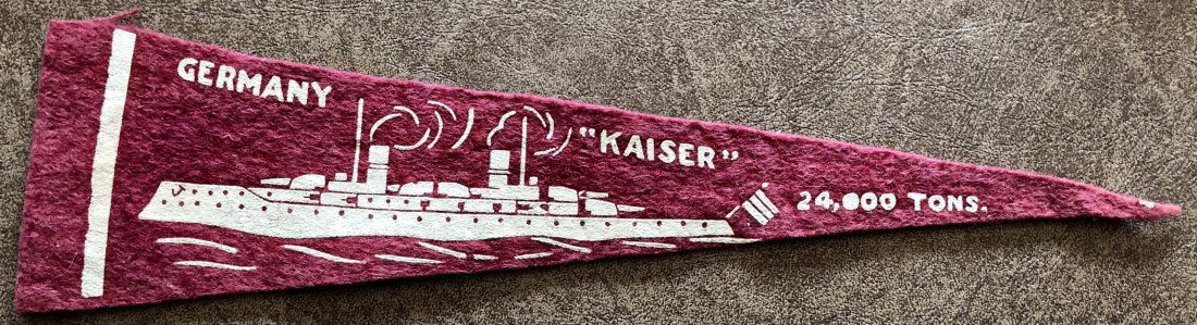 Kaiser: Small German naval ship pennant. Bread premium.