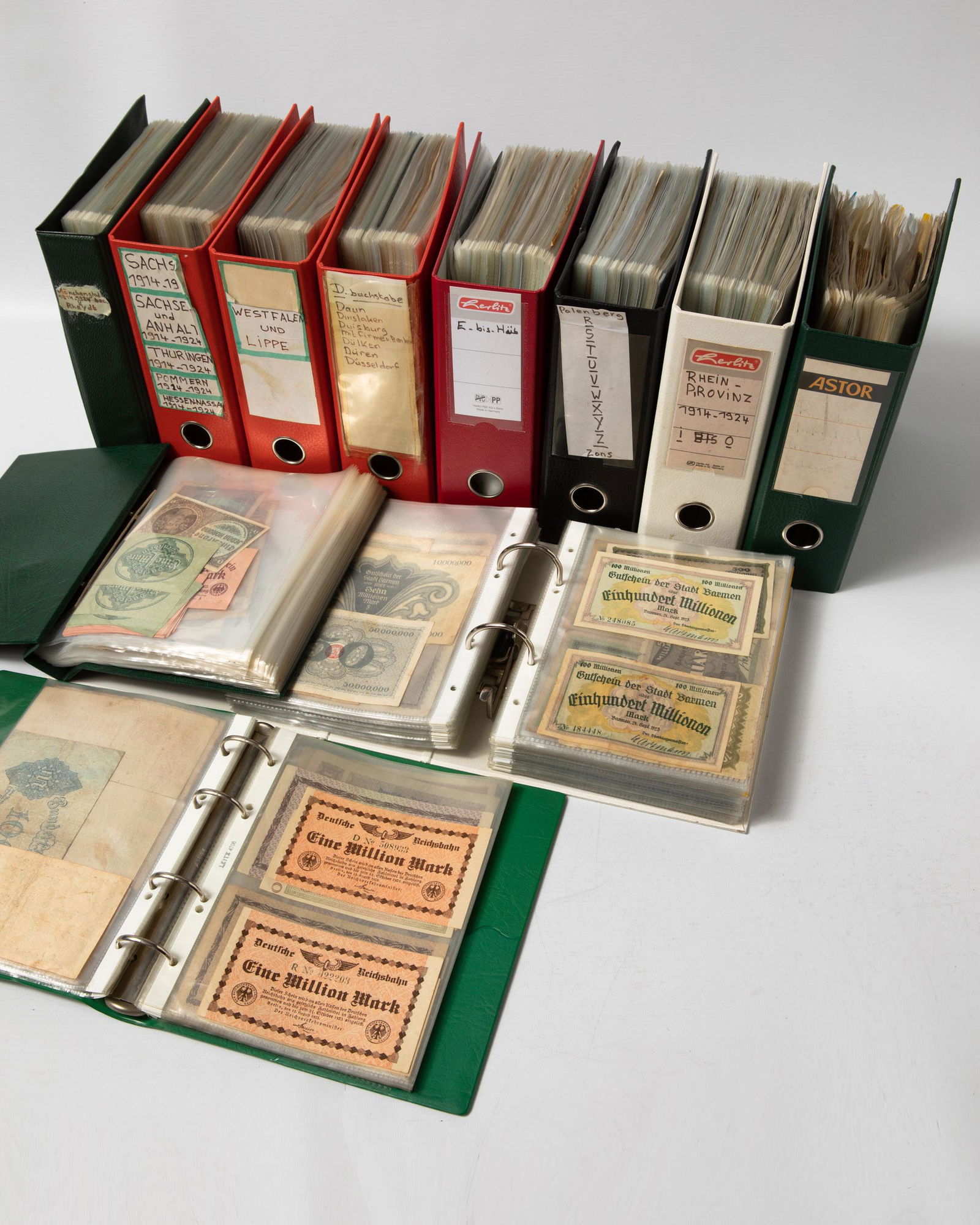 11 Albums Germany emergency banknotes (1 of 20)