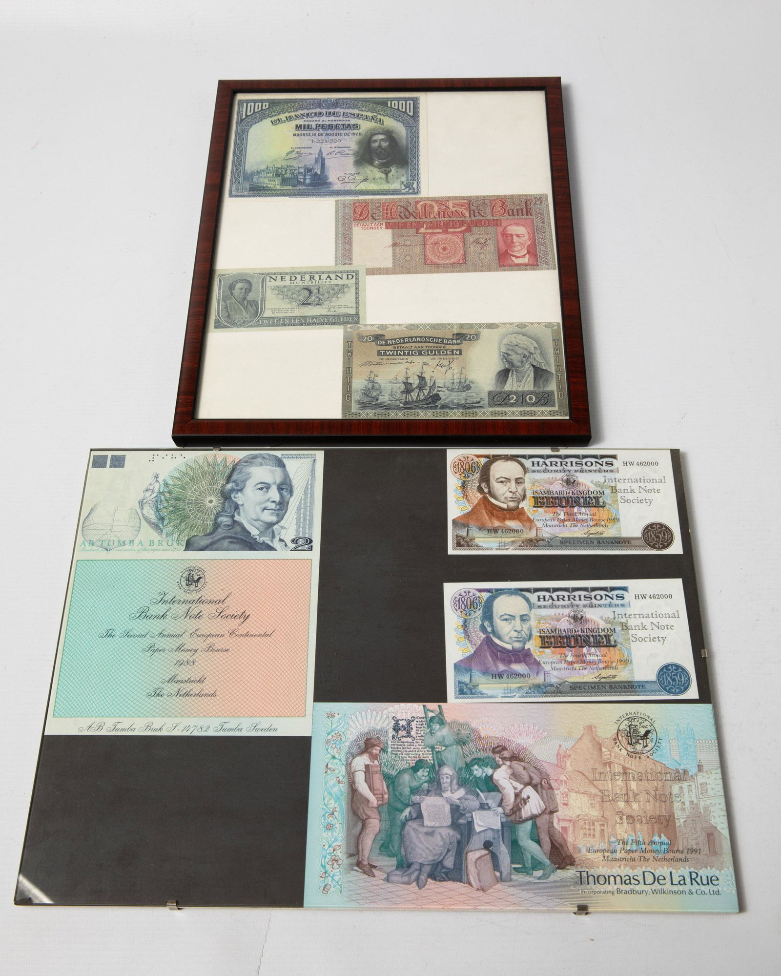 8 Bank notes Netherlands + Spain, framed (1 of 6)