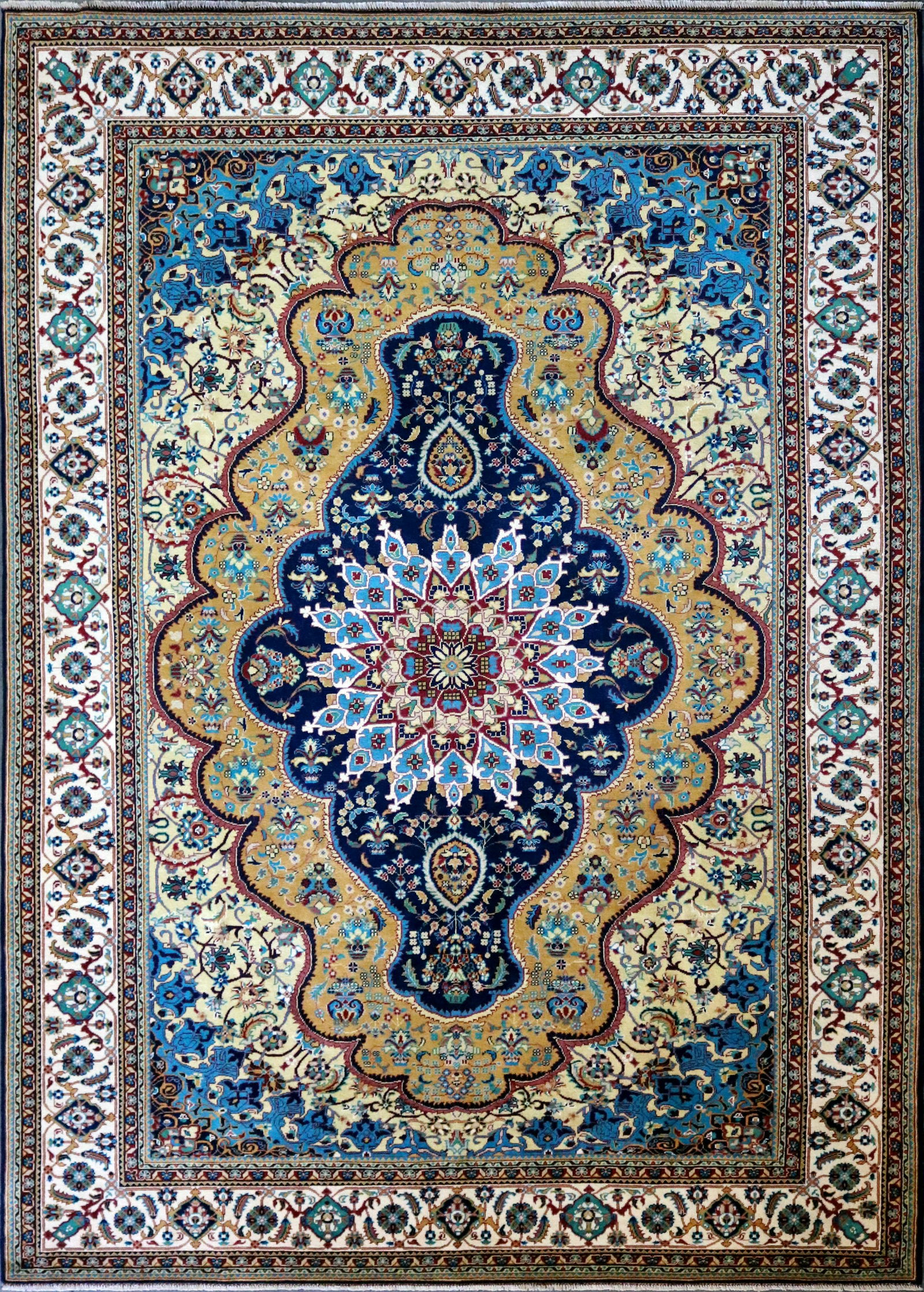 Fine Tabriz ( Mahi)  Rug, 8.6 x 11.6 (1 of 5)