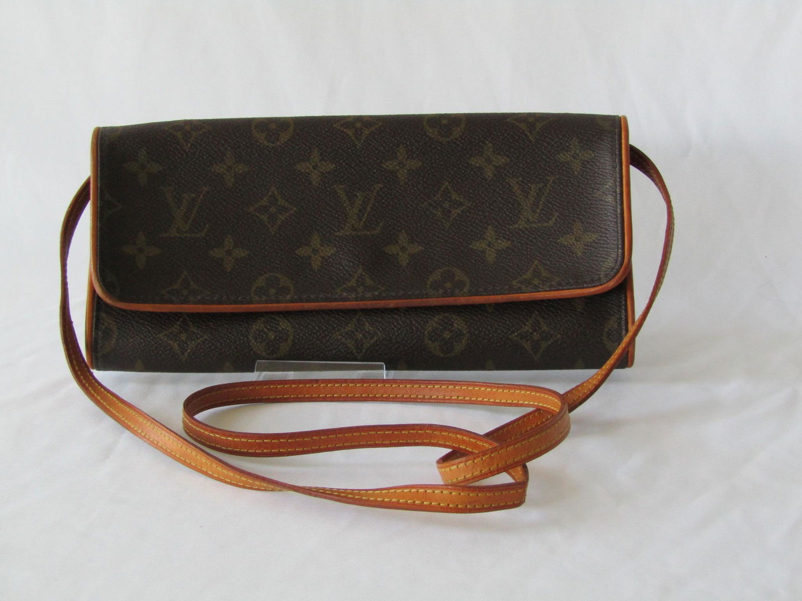 Louis Vuitton Monogram Twin GM (1 of 6)