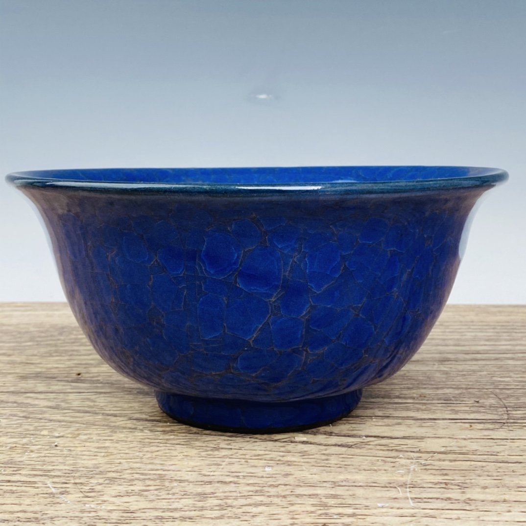 China Exported Official Kiln Bowl: China Exported Official Kiln Bowl The single product has bright colors and clear lines. Exquisite patterns and a long history. worth collecting