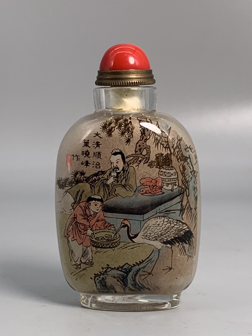 Glass interior painting snuff bottle: Glass interior painting snuff bottle
