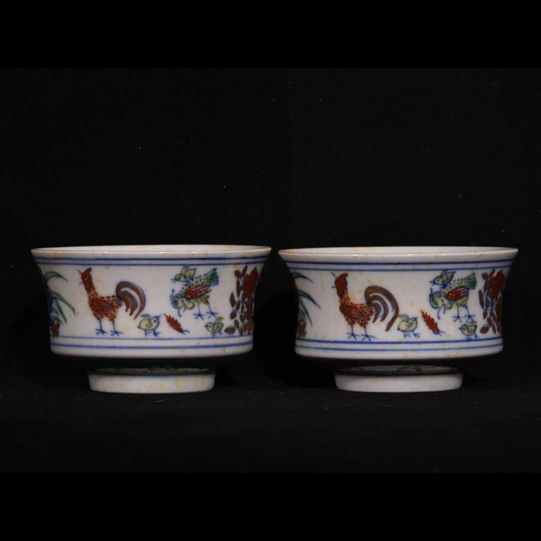 Ming Dynasty Chenghua Dou Colorful Chicken Fun Pattern Waist Cup Pair: Ming Dynasty Chenghua Dou Colorful Chicken Fun Pattern Waist Cup Pair Items are brightly colored and beautifully patterned. Great culturalatmosphere.
