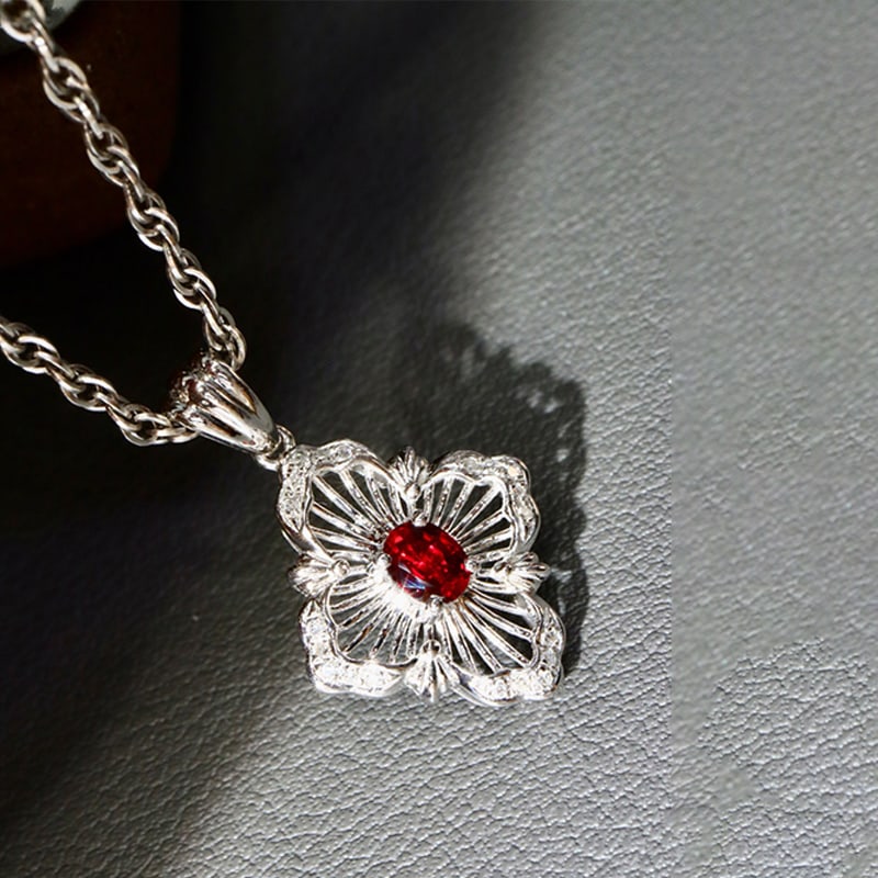 Ruby Pendant: Ruby Pendant Ruby Pendant Gold weight 1.63g, main stone 0.25ct, diamond 0.06ct, Buccellati exquisite and elegant