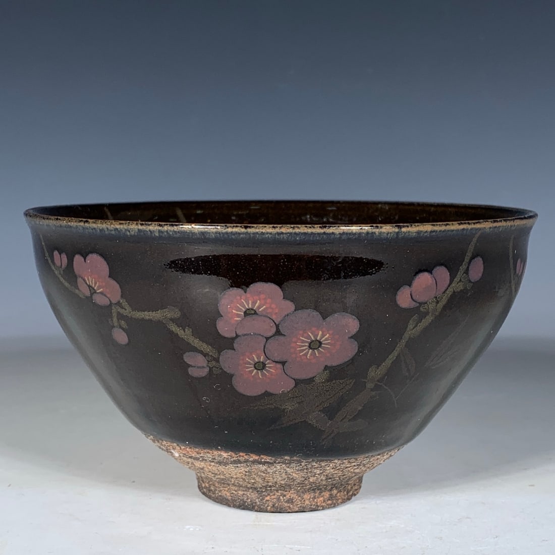 Song Dynasty Style Jian Kiln Yao Bi Plum Blossom Bowl: Song Dynasty style Jian ware Yao Bian plum blossom bowl, 7 cm high, 12.5 cm in diameter