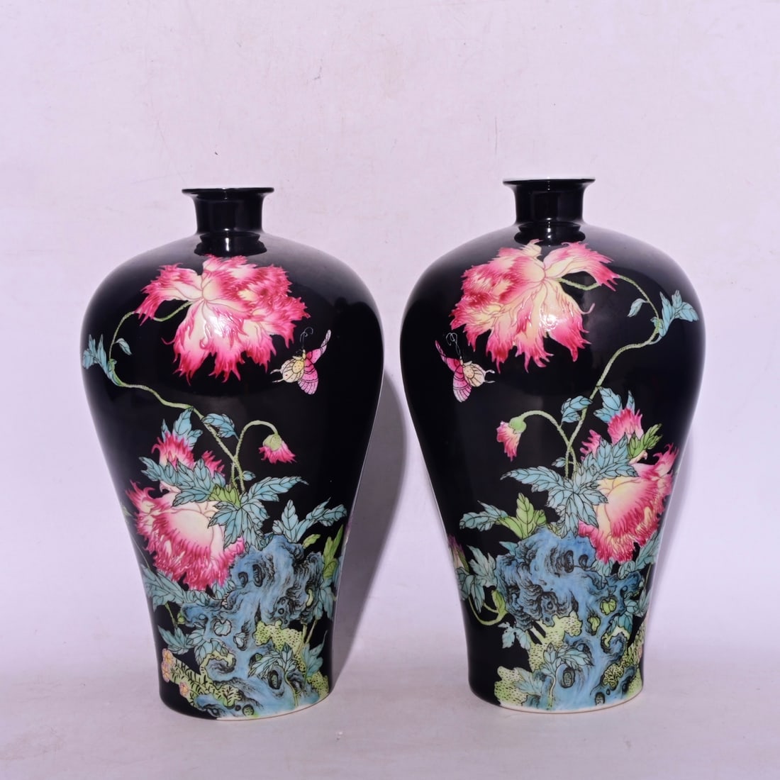 Qing Yongzheng style black enamel porcelain vase with floral design (1 of 11)