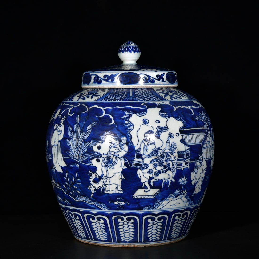 Ming Wanli Style Blue-and-White 'The Western Chamber' Figure Story Covered Jar (1 of 8)