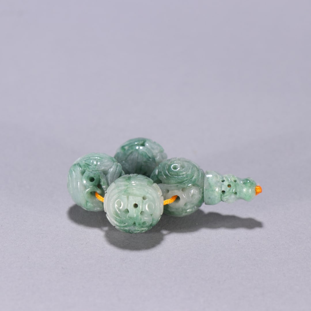 Qing Dynasty Style Jadeite Three-hole Spacer Beads: Qing Dynasty style jadeite three-way spacer beads, Specification: Bead diameter 1.4cm, weight 18.8g