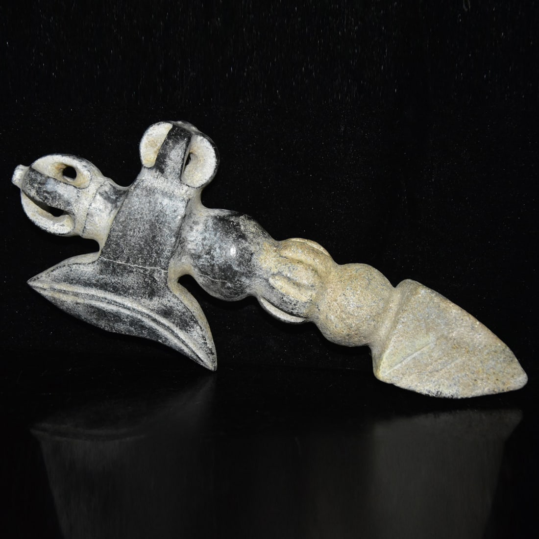 Meteorite Artifact: Meteorite magical instrument, 28 centimeters long