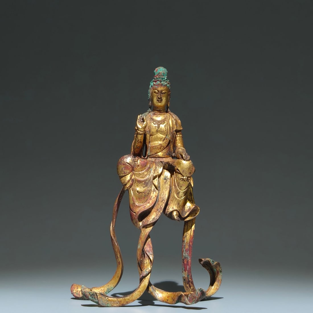 Tang Dynasty Style Fine Crafted Gilt Ribbon Buddha Seated Statue: Tang Dynasty style exquisite gilded ribbon Buddha sitting statue, height 23, length 14, width 9.5 centimeters