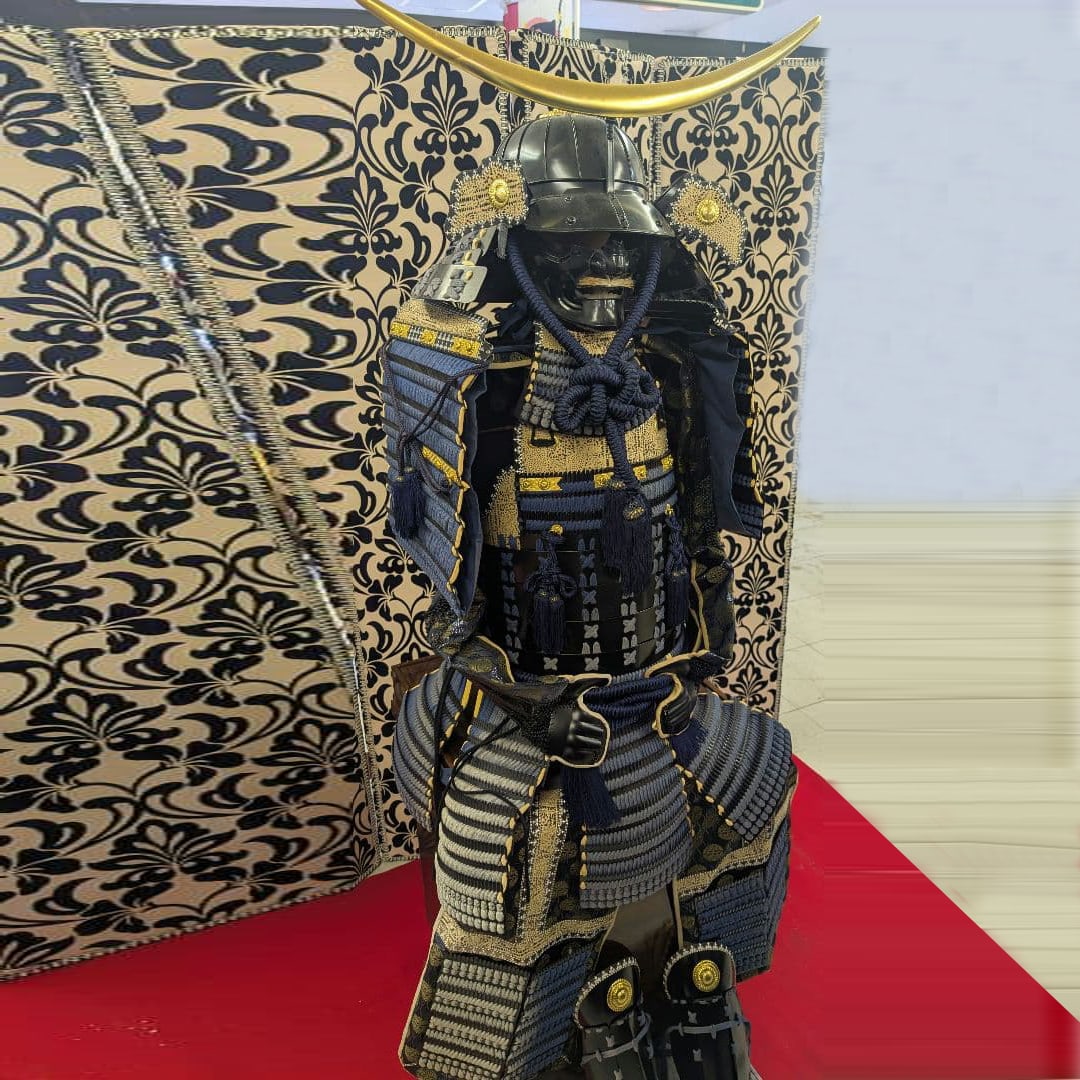 Full-Size Samurai Armor Set – Blue Laced o-Yoroi Style – Date Masamune Inspired – With Kabuto, (1 of 13)