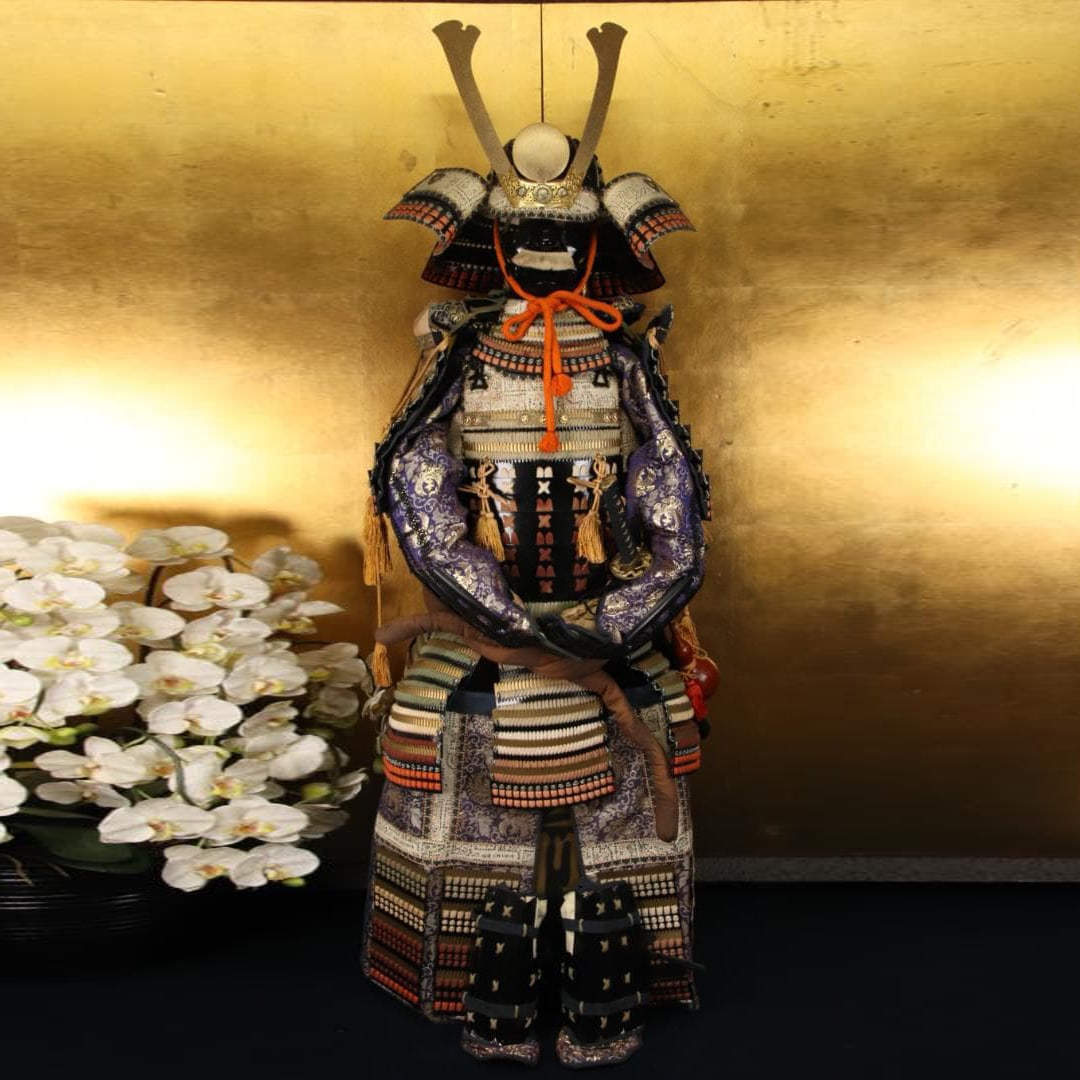 Full-Size Modern Samurai Armor – Black D Tosei Gusoku with Hi-Iro Lacing – With Storage Box (1 of 17)
