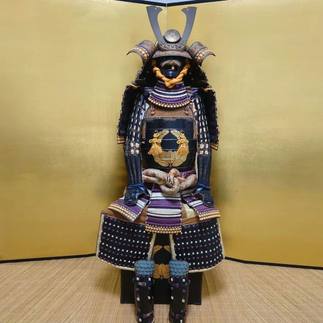 Full-Size Purple & White Ito Odoshi -sode Nimai-d Gusoku – Marutake Sangyo – Wearable (1 of 20)