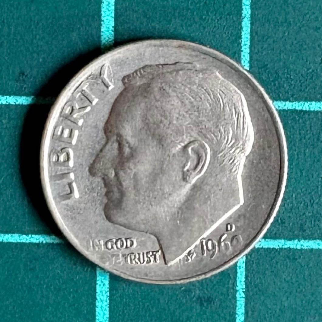 1960 United States 10 cent coin (1 of 2)