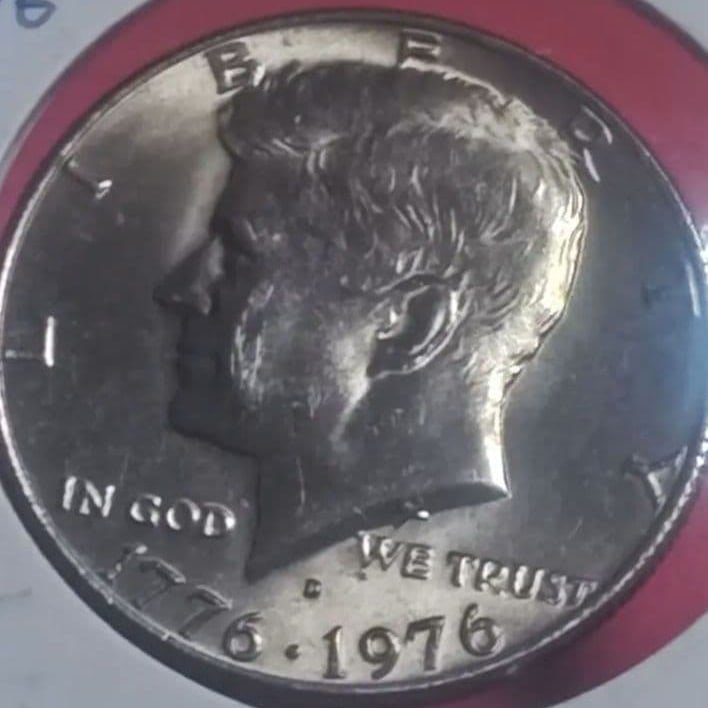 1776-1976 Kennedy Bicentennial Commemorative 50-cent Coin (1 of 2)