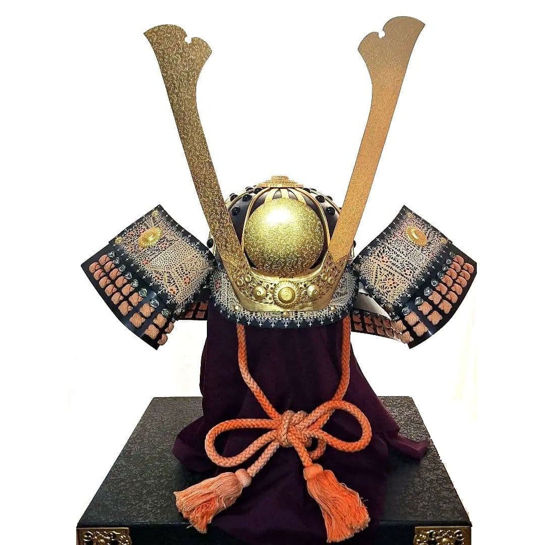 Wearable helmet, life-size helmet. (1 of 6)