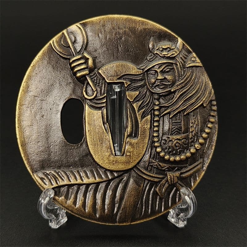 Sword handle guard, made of alloy material. (1 of 6)