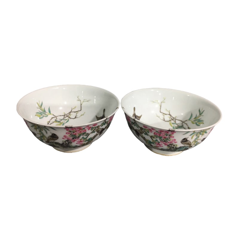 A pair of Qing Dynasty Yongzheng floral and bird pattern bowls. (1 of 10)