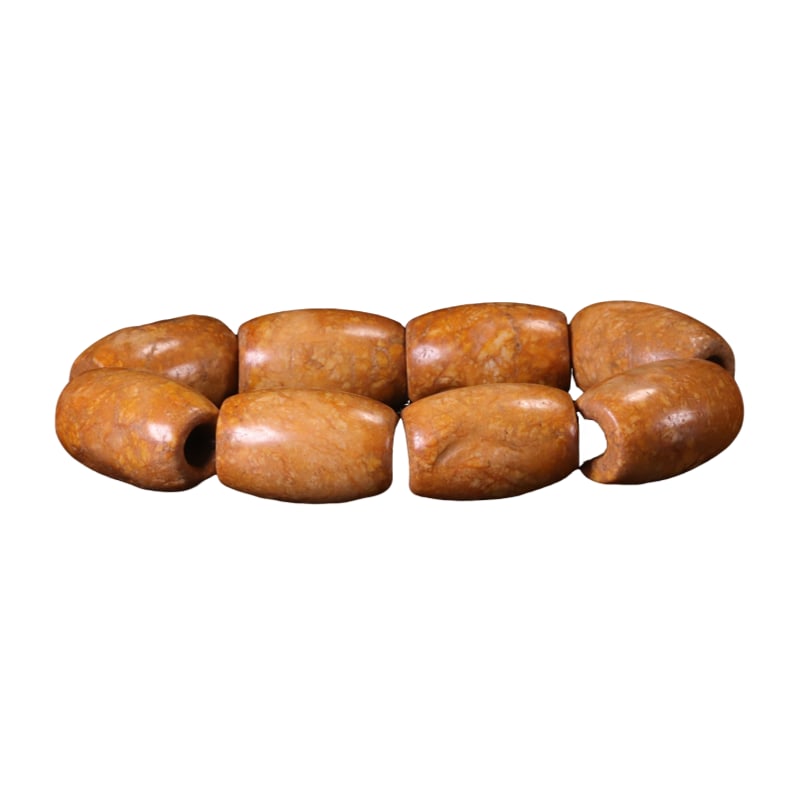 Jade culture buckle: Jade Culture Beads Size: Each bead is 2.7cm long and has a diameter of 1.7cm Weight: 100 grams